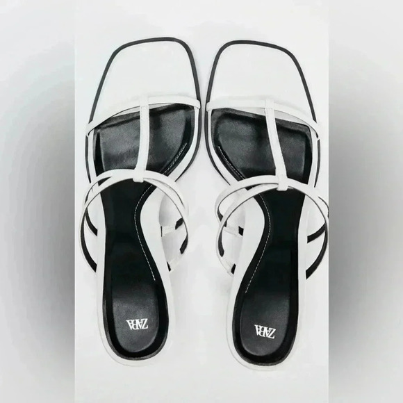 🔥🔥zara sandals with strap - Picture 2 of 6